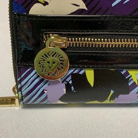 ANNE KLEIN Wallet, NWT. - Picture 3 of 6